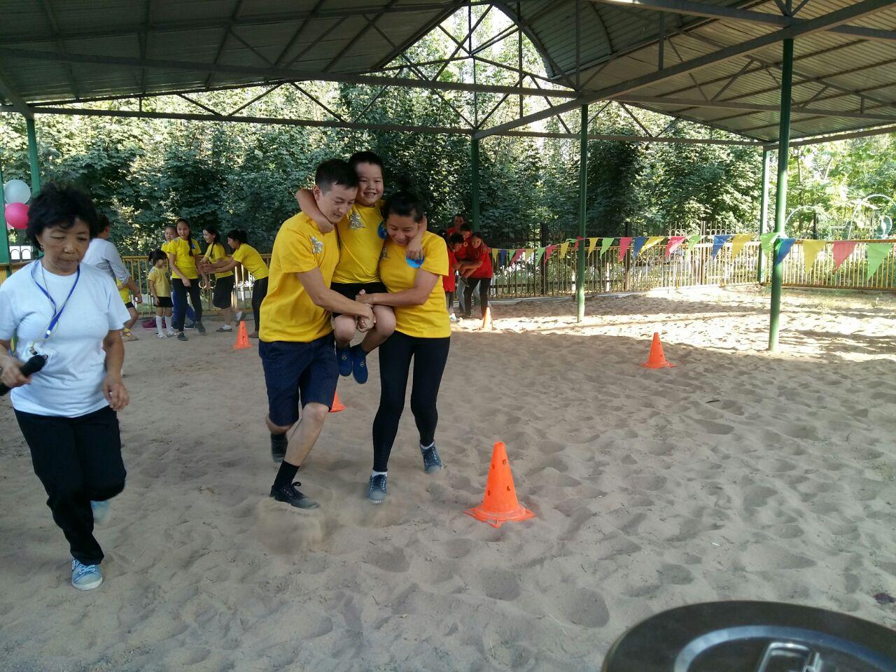 Апталық: Отбасы бақыт мекені.